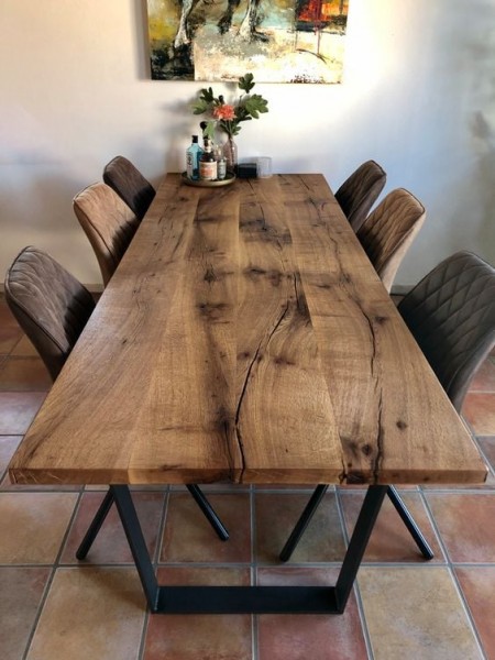 მუხის ხის მაგიდა 1